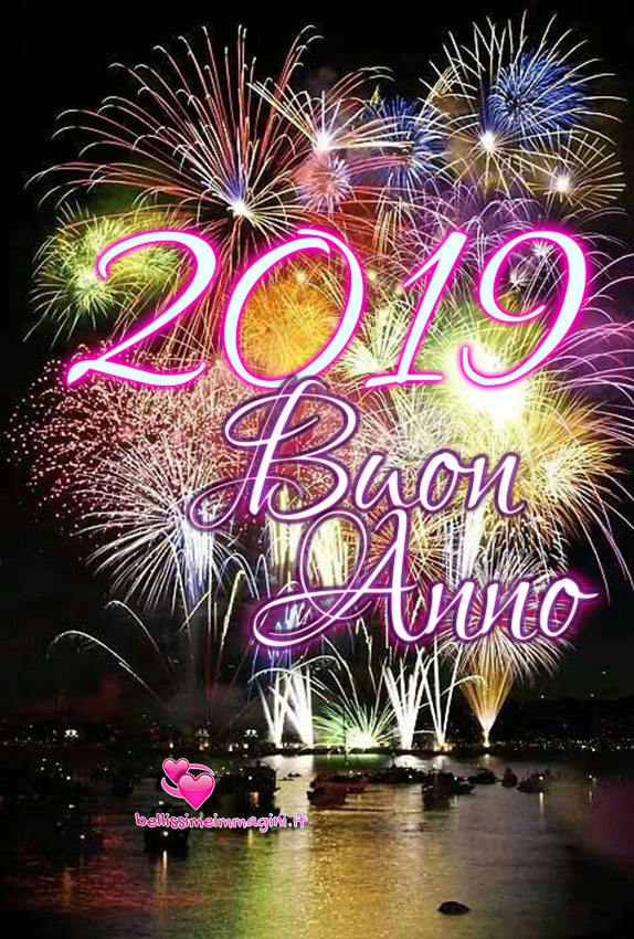 Buon Anno 2019 immagini auguri per WhatsApp e Facebook